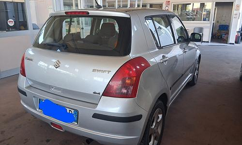 Suzuki Swift 1.3 4X4...