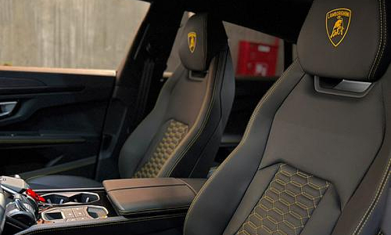 Lamborghini Urus S B...