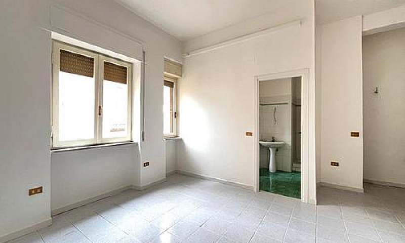 Murialdo: Monolocale...