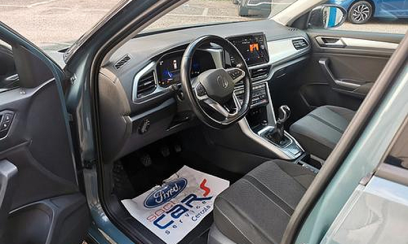Volkswagen T-Roc 1.0...