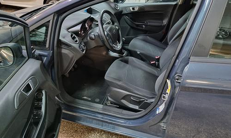 Ford Fiesta 1.4 5 Po...