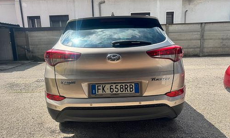 Hyundai Tucson...