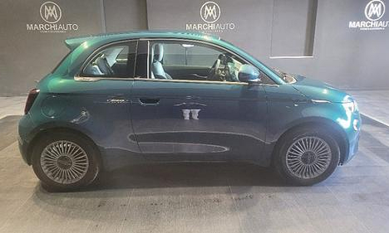 Fiat 500E Berlina 42...