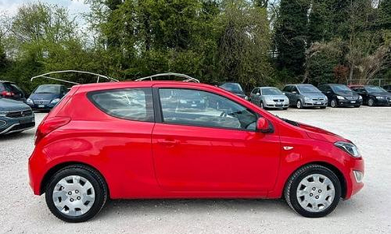 Hyundai I20 1.1 Crdi...