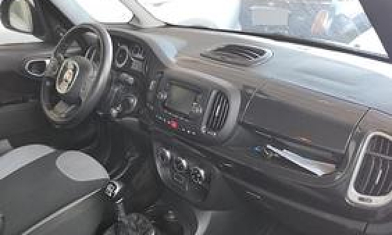 Fiat 500L...