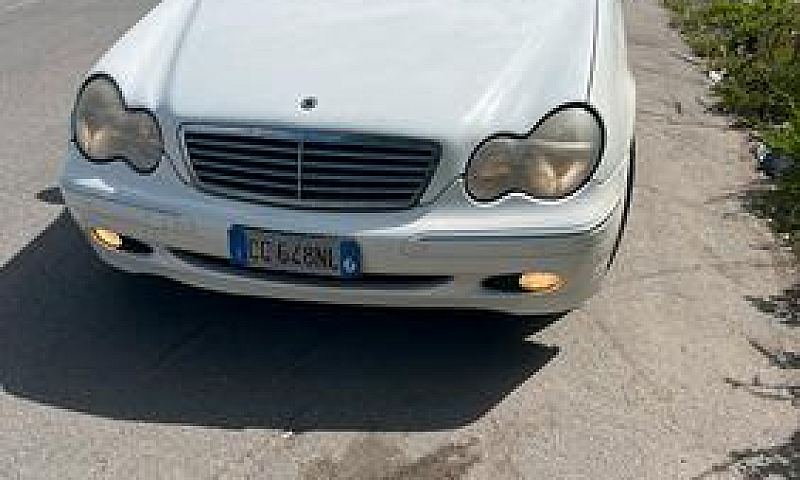 Mercedes C...