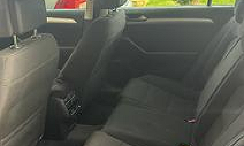 Volkswagen Passat...