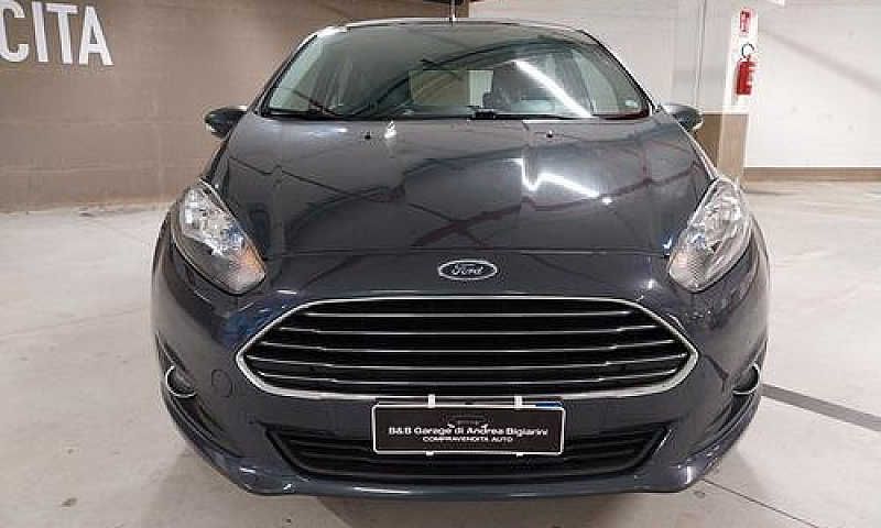 Ford Fiesta 1.5 Tdci...