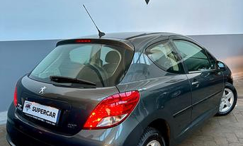 Peugeot 207 1.4 Benz...