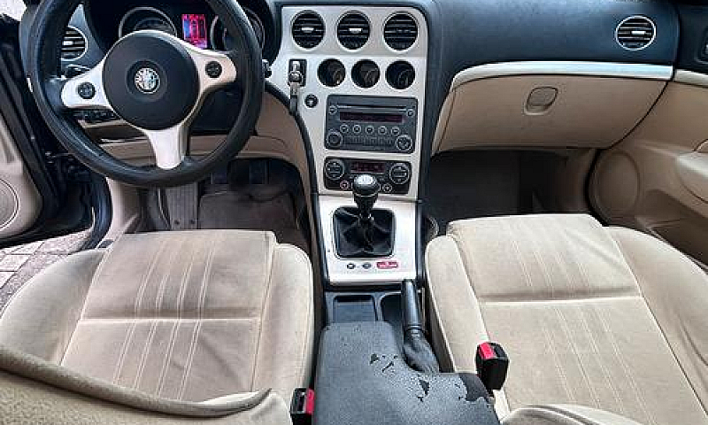 Alfa Romeo 159...