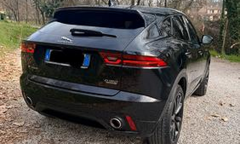 Jaguar E-Pace 2.0 I4...