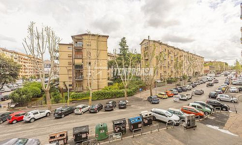 Quadrilocale In Via ...