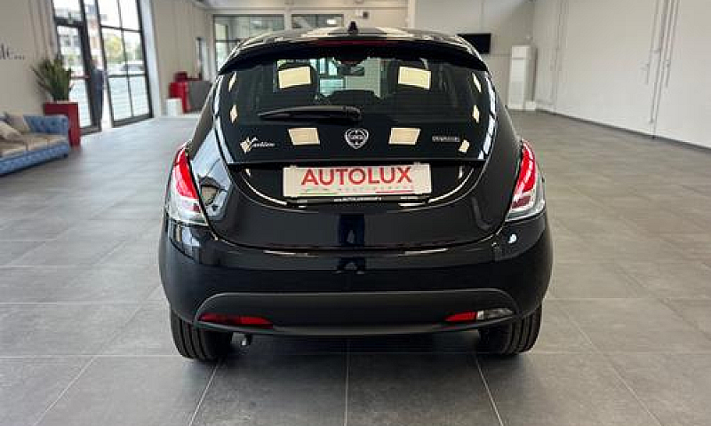 Lancia Ypsilon 1.0 F...