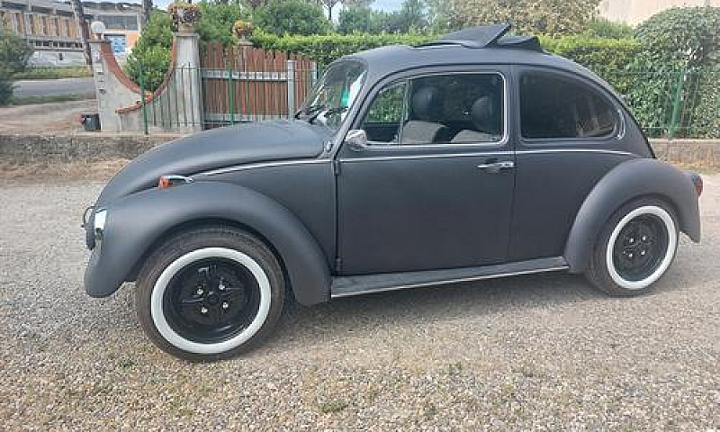 Volkswagen Maggiolin...