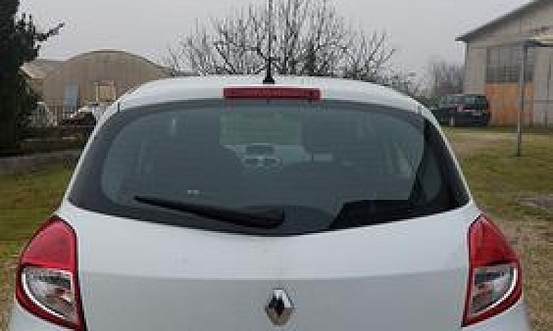 Renault Clio 1.2 16V...