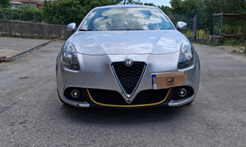 Alfa Romeo Giulietta...