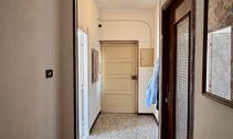 Via Piovella...