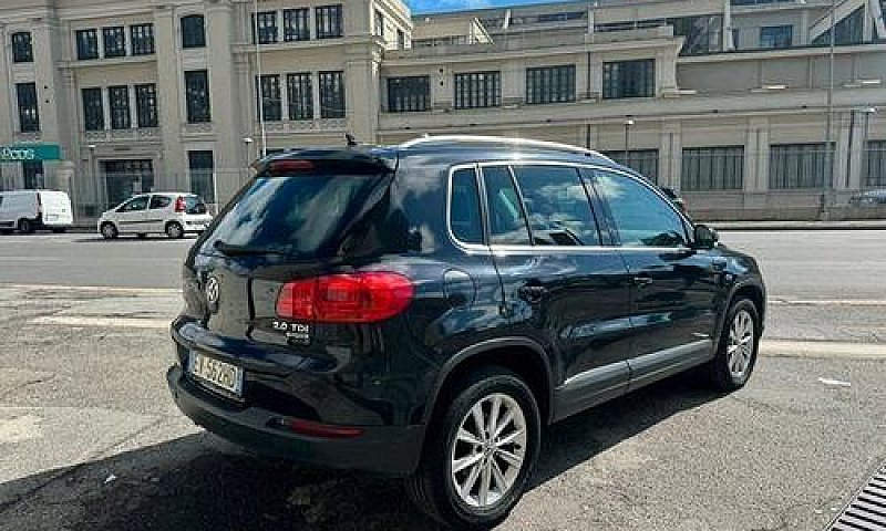 Volkswagen Tiguan...