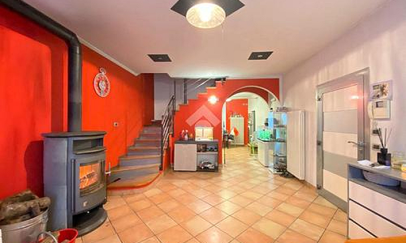 4 Locali A Berzo Inf...