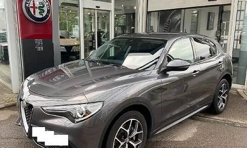 Alfa Romeo Stelvio 2...