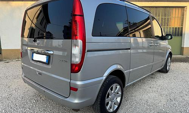 Mercedes-Benz Viano ...