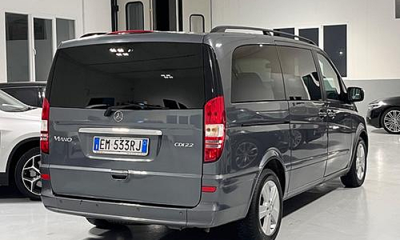 Mercedes-Benz Viano ...