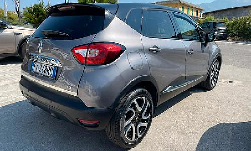 Renault Captur 1.5 D...
