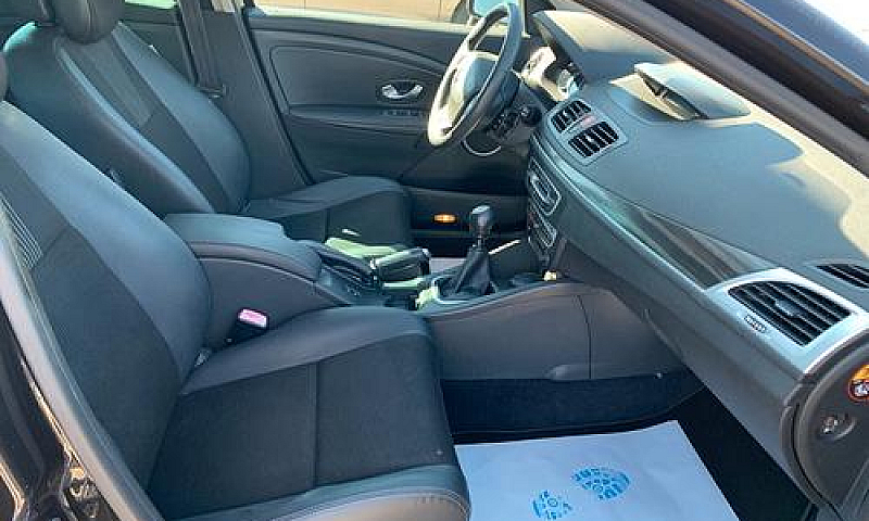 Renault Megane 1.9 D...