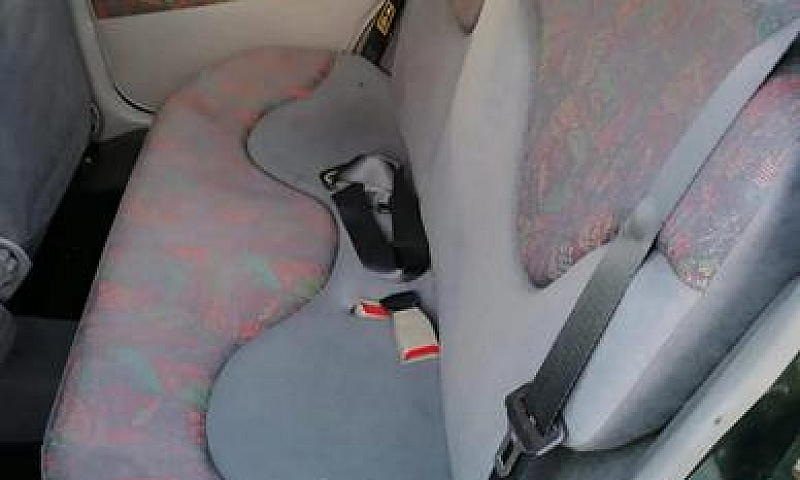 Nissan Micra Modello...