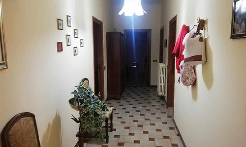 Appartamento Con Pos...