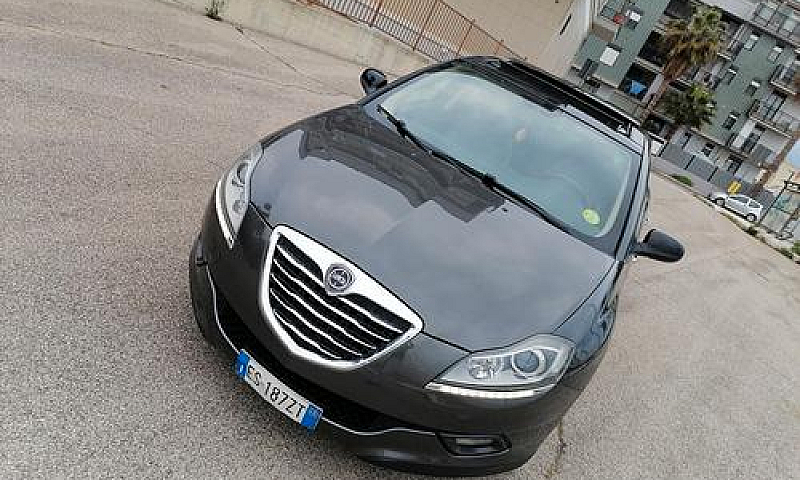 Lancia Delta 1.6 Mjt...
