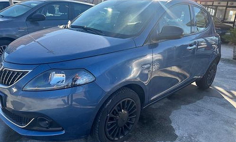 Lancia Ypsilon 1.0 F...