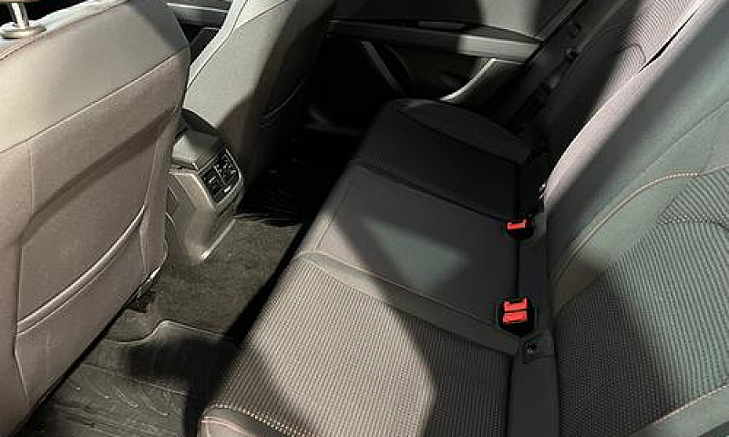 Leon 1.5Tgi Fr 130Cv...
