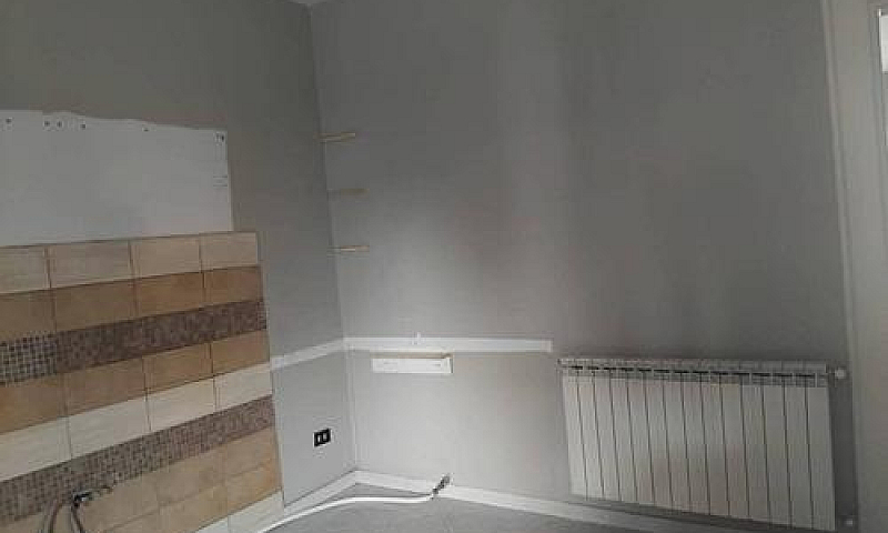 Appartamento Con Ter...