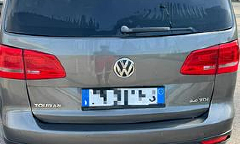 Volkswagen Cross Tou...