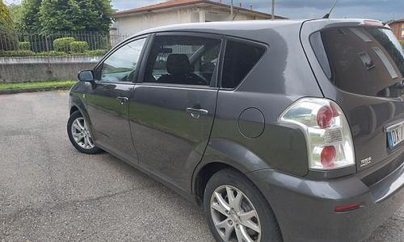 Toyota Corolla Verso...