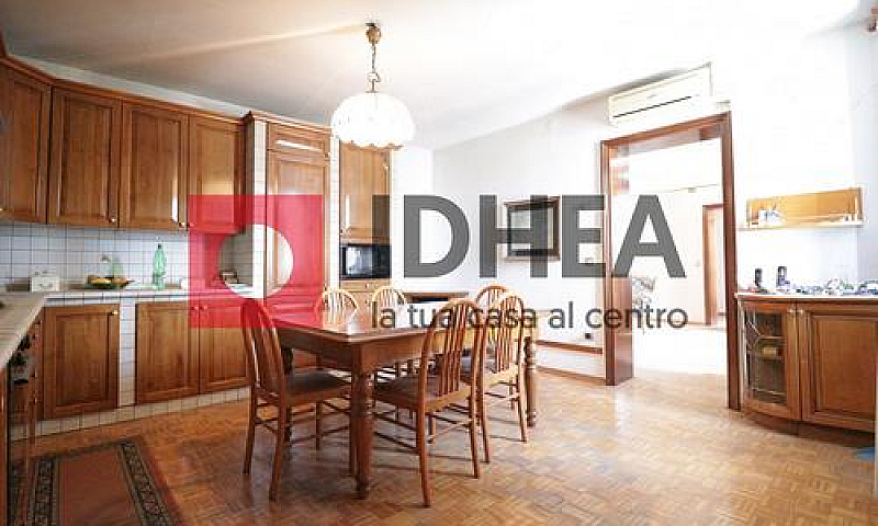 Appartamento-Negozi-...
