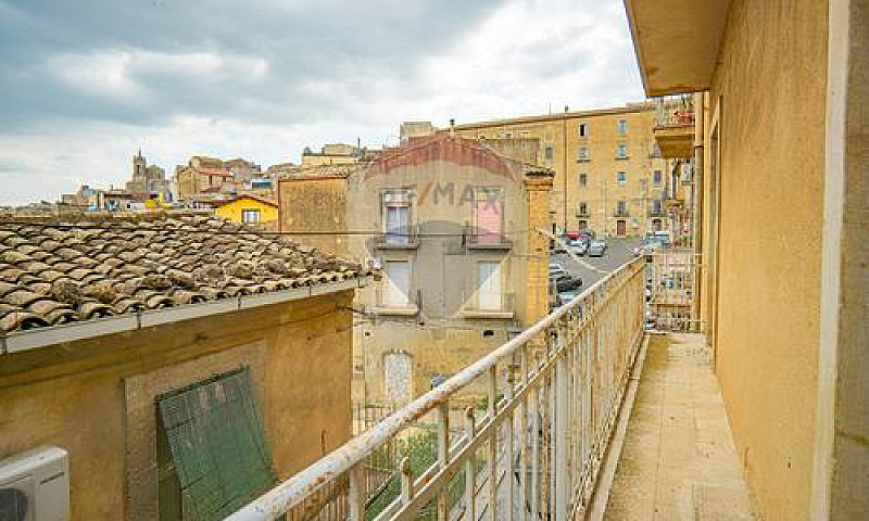 Appartamento - Calta...