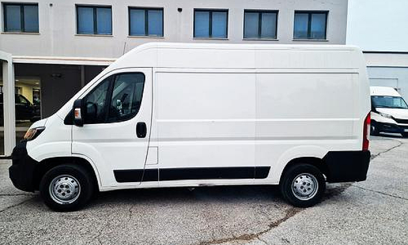 Peugeot Boxer 335 2....