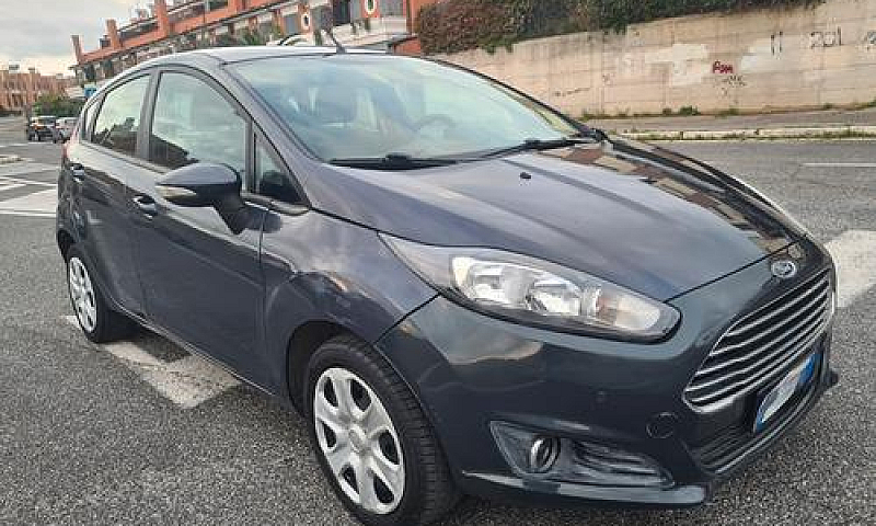 Ford Fiesta 1.4 5 Po...