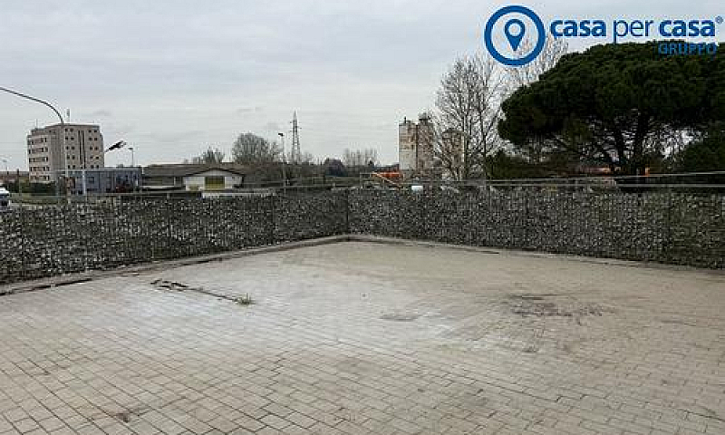 Appartamento Con Ter...