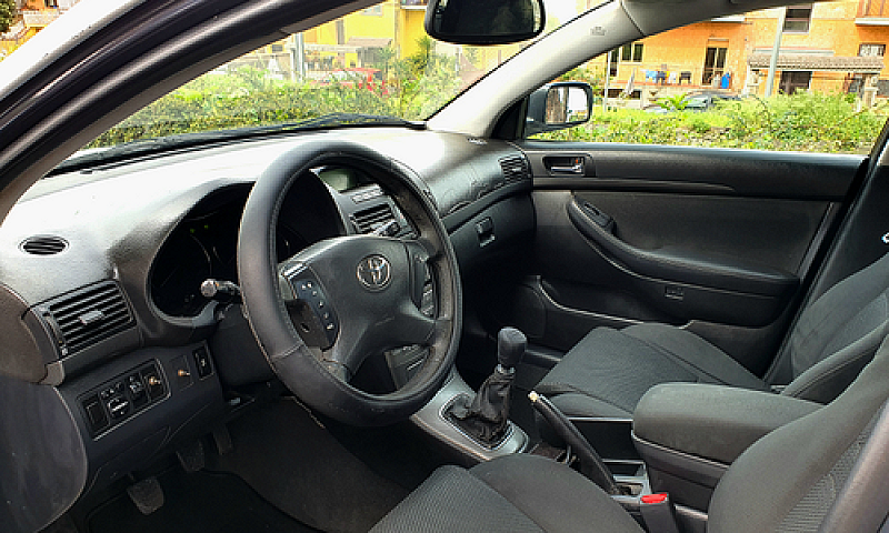 Toyota Avensis Diese...