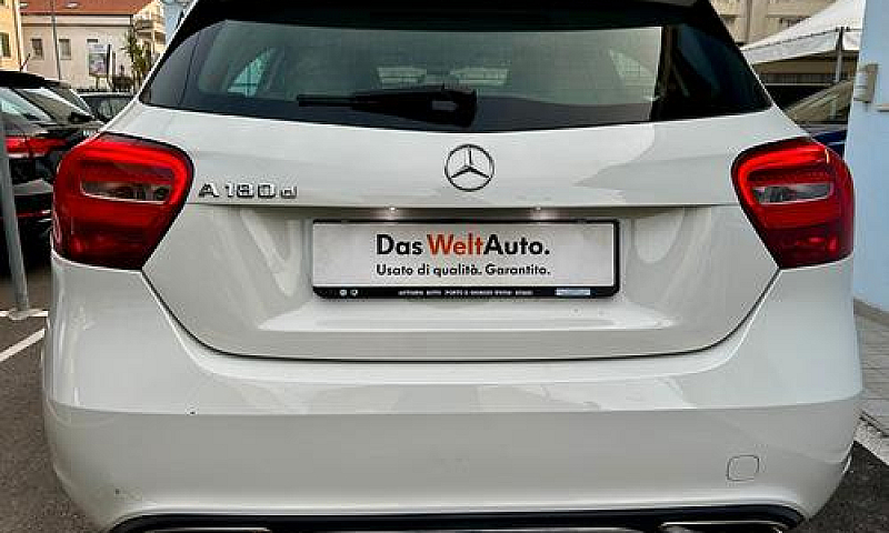 Mercedes-Benz A 180 ...