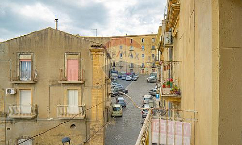 Appartamento - Calta...