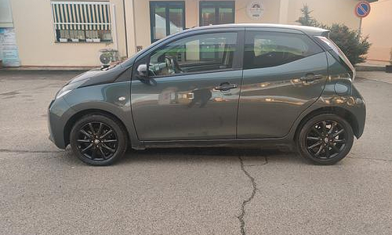Toyota Aygo 1.0 5 Po...