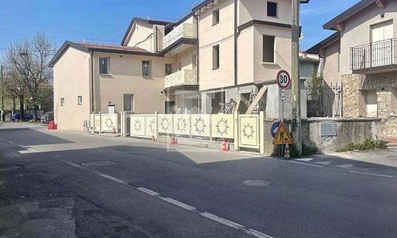 Appartamento - Desen...