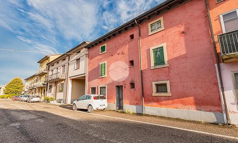 Monolocale A Villafr...