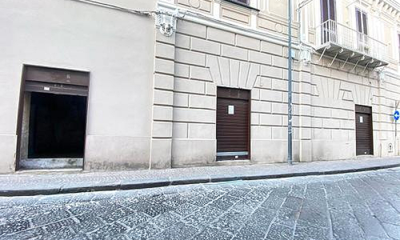 Monolocale Da Ristru...