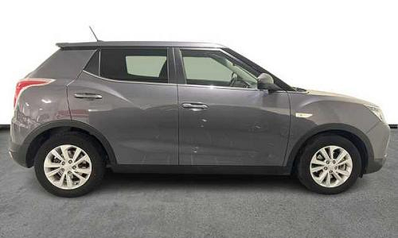 Ssangyong Tivoli 1.6...