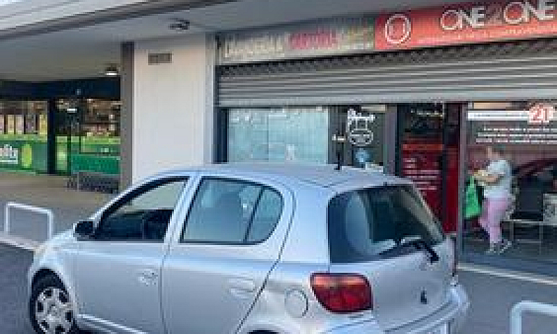 Toyota Yaris 1.3 5 P...